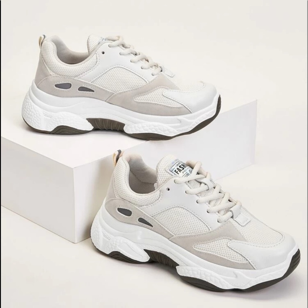 Tenis suela alta